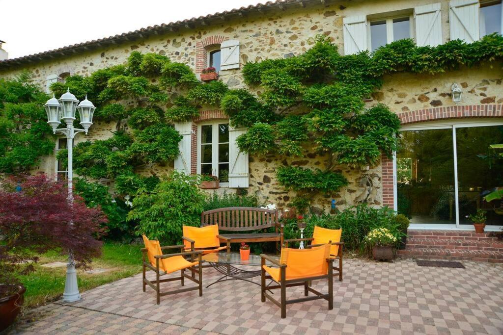 La Frapperie Bed and Breakfast La Pommeraie-sur-Sèvre Eksteriør billede
