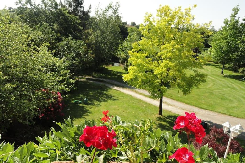 La Frapperie Bed and Breakfast La Pommeraie-sur-Sèvre Eksteriør billede