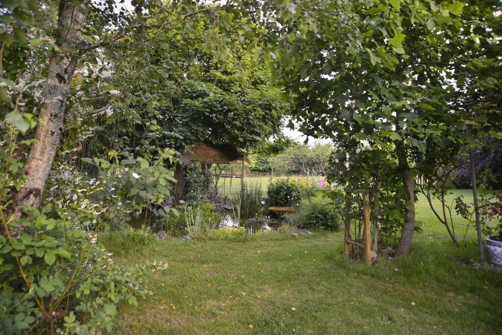 La Frapperie Bed and Breakfast La Pommeraie-sur-Sèvre Eksteriør billede