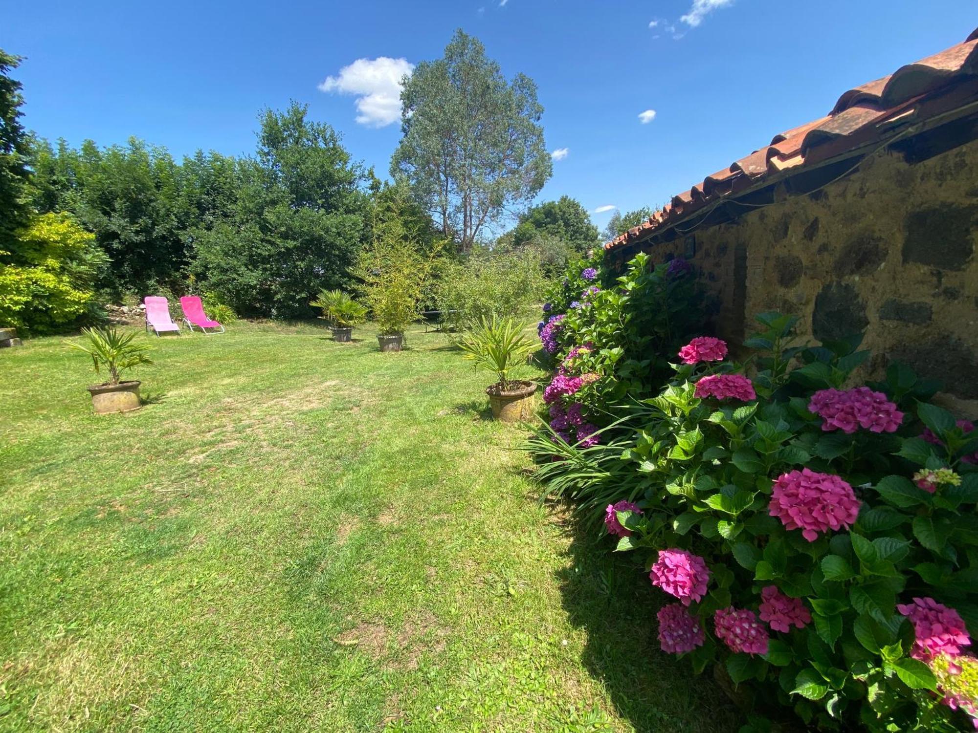 La Frapperie Bed and Breakfast La Pommeraie-sur-Sèvre Eksteriør billede