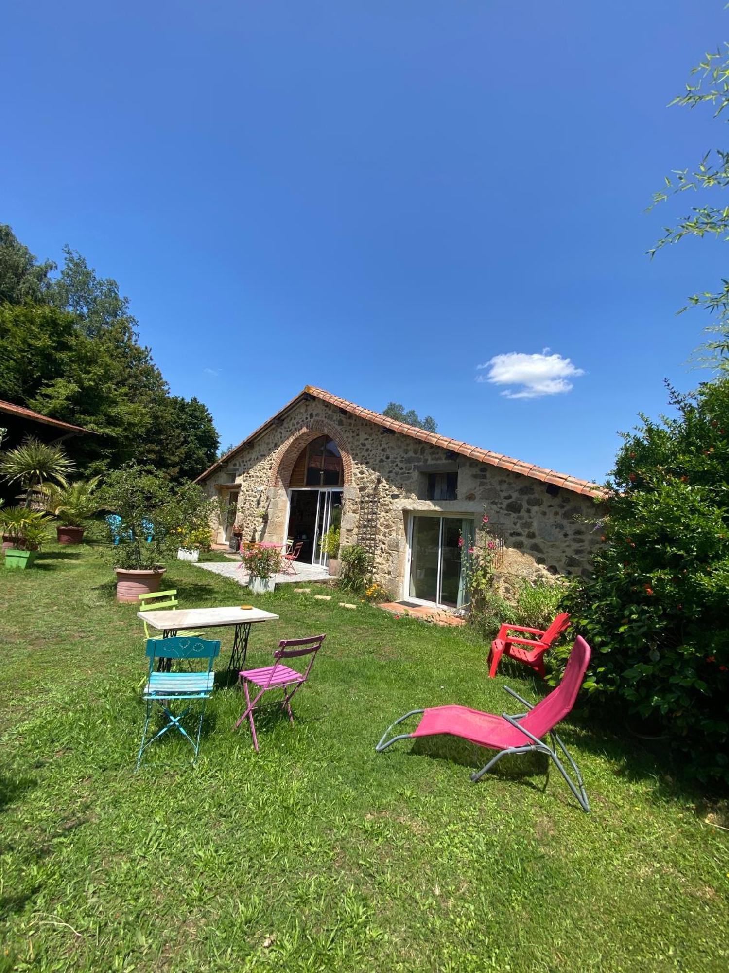 La Frapperie Bed and Breakfast La Pommeraie-sur-Sèvre Eksteriør billede